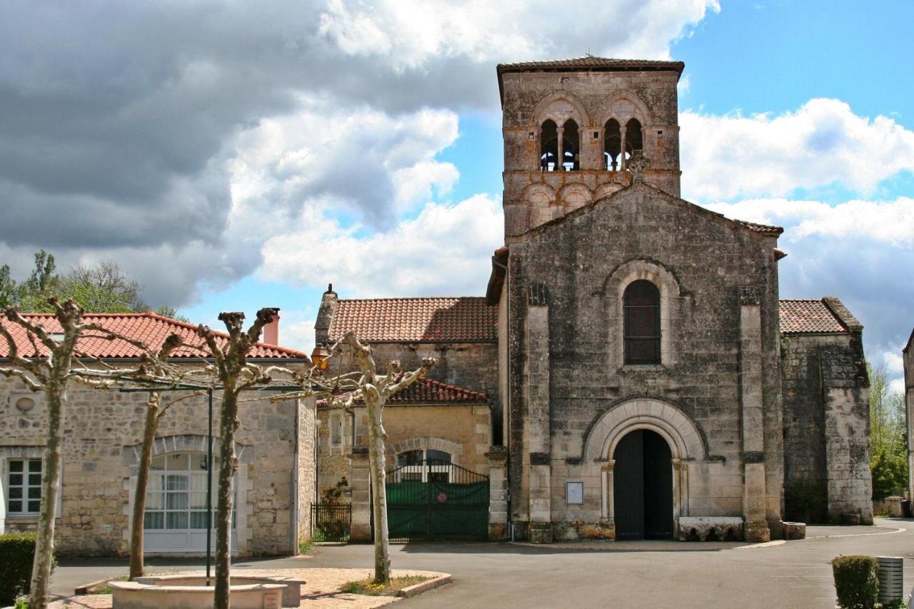 Bonabri Vacances - Chambres D'Hotes Chazelles  Kültér fotó